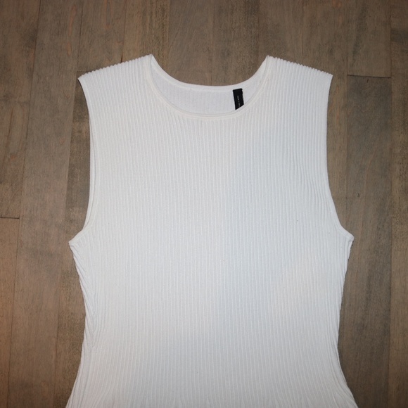 THEORY White Peplum Top - Picture 5 of 5